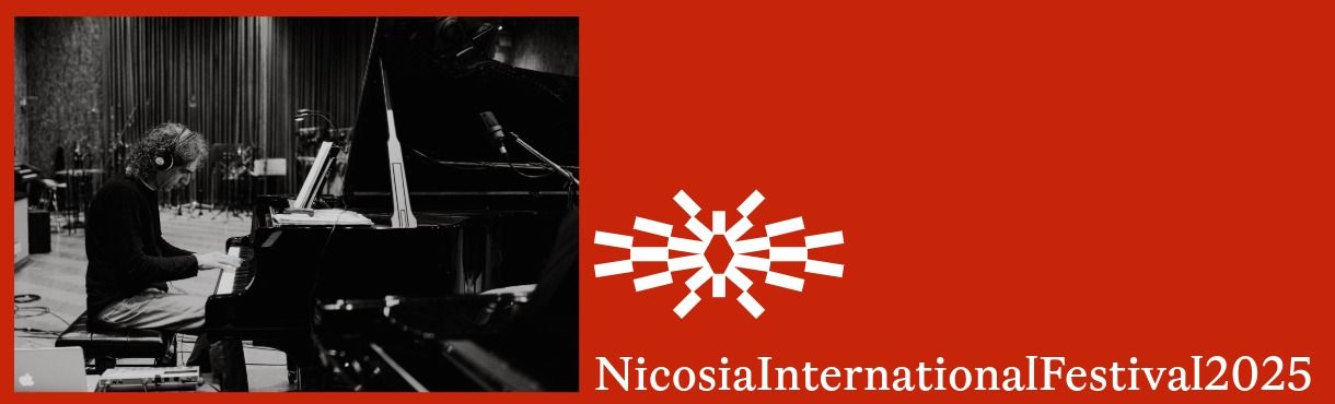 Waving Hands: Stavros Lantsias Live in Nicosia